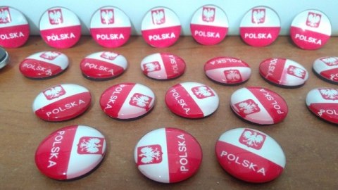 Manes szklany 12szt. POLSKA 3cm | MB-12268 Manes szklany 12szt. POLSKA 3cm | MB-12268