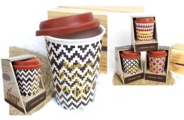 Kubek ceramiczny COFFE z silikonową pokrywką 420 ml 14 x 9,5 x 6 cm mix MUE-2404